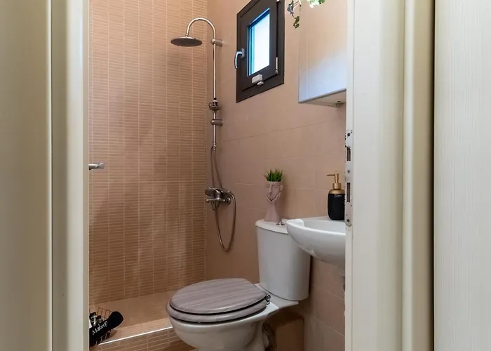 Serenusgreece Sani House With Garden And Jacuzzi Filakai Kassandras