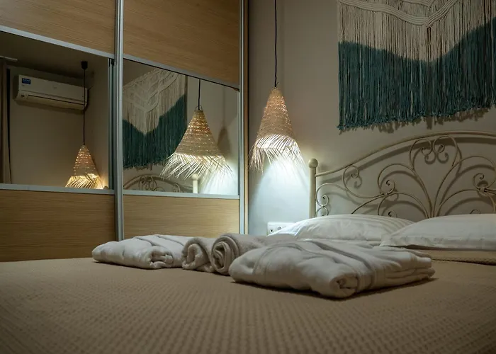 Вилла Serenusgreece Sani House With Garden And Jacuzzi